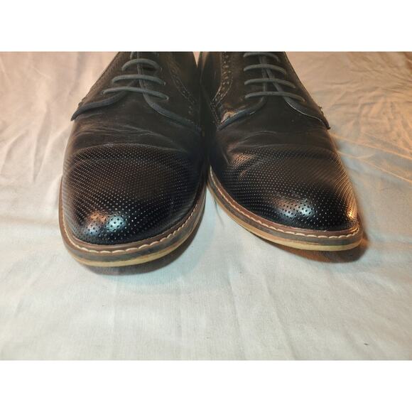Steve Madden Mens Sz 8M Shoes Black Leather Brogue Medallion Toe Wingtip Oxfords - Picture 4 of 14